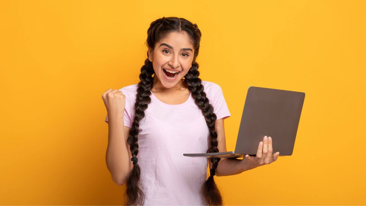 Laptop Scheme for SC/ST